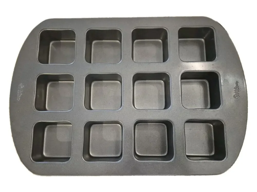 Wilton Ultra Brownie Cake Pan Non-Stick Bakeware Twelve-Cavity 2.5
